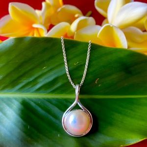 Sydney - 925 Sterling Silver And Mother of Pearl necklace